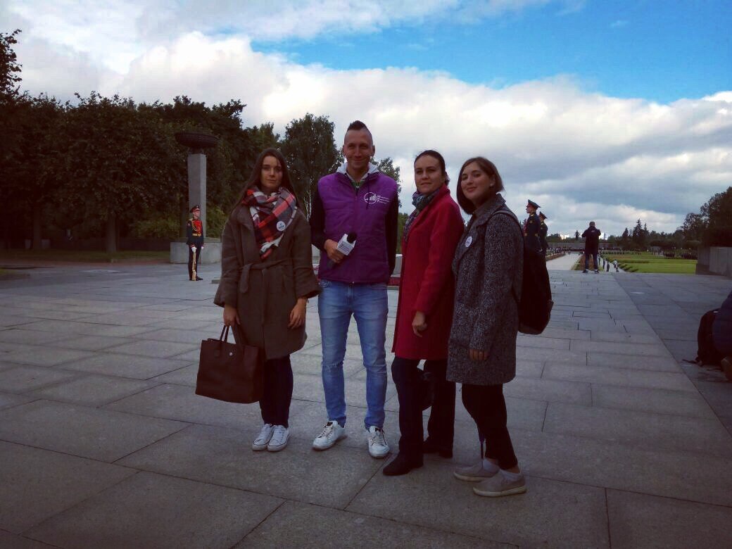 ПАМЯТНАЯ АКЦИЯ НА ПИСКАРЕВСКОМ МЕМОРИАЛЬНОМ КЛАДБИЩЕ